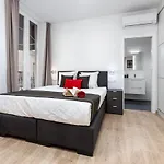 Pinzon & Penthouse דירה *
