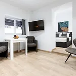 Pinzon & Penthouse
